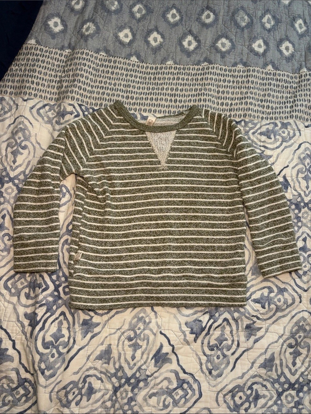 CHILDHOODS Striped Long Sleeve Crew Pullover Size 2T